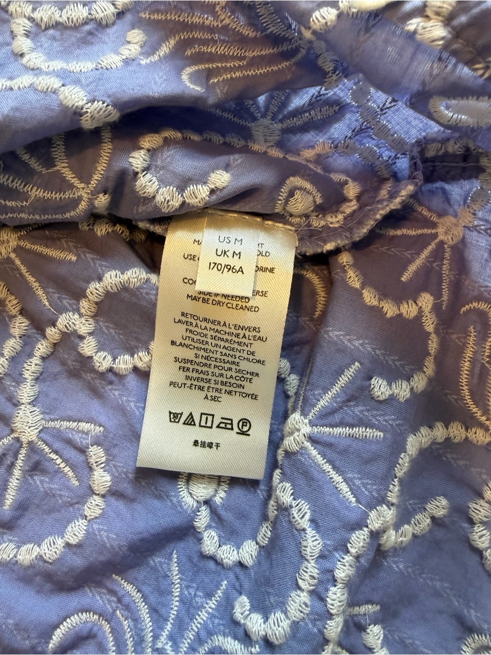 Anthropologie Pilcro Blue White Floral Appliqué Blouse Size Medium Embroidered - Picture 8 of 10